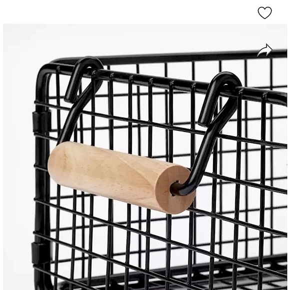 Black wire storage  basket 🖤🌿 - Picture 3 of 4